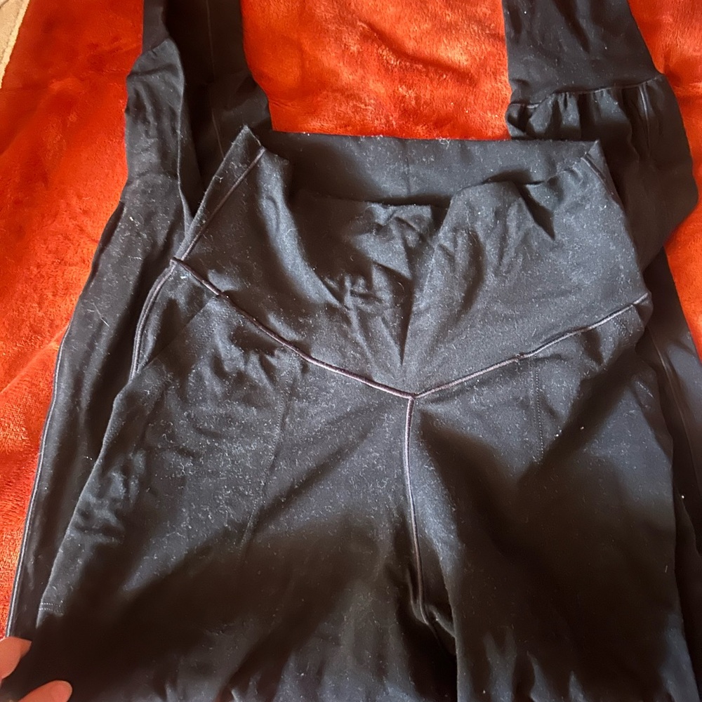 aerie Black High-Rise Leggings with V-Waistband